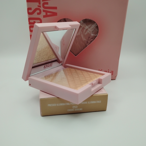 KAJA Pink Makeup Bag & Kylie Highlighter& Glow Recipe Serum Bundle - Picture 2 of 5